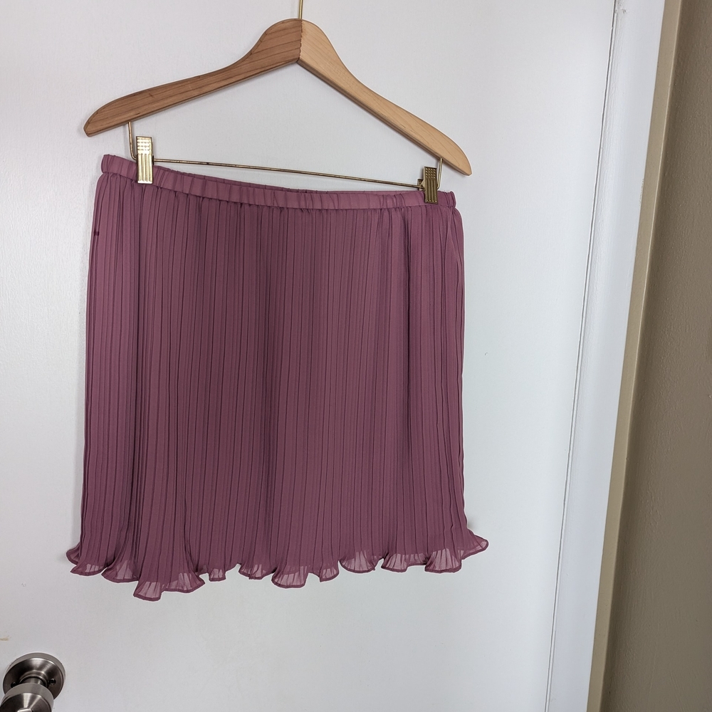 LOFT Mauve Pleated Mini Skirt